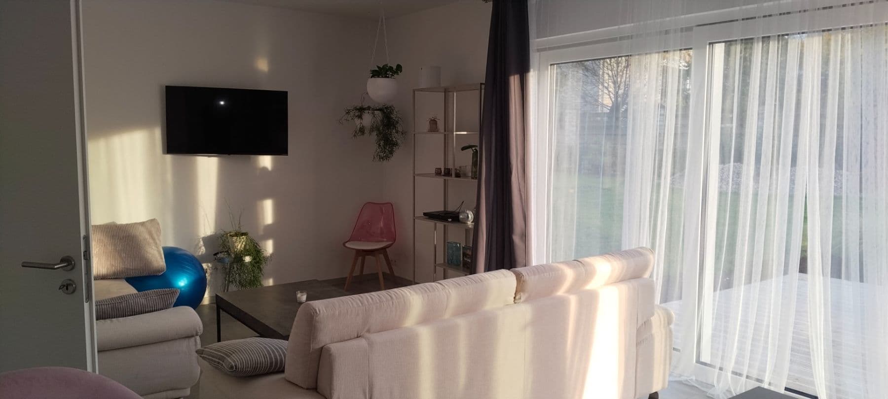Pronájem domu 127 m², pozemek 1.000 m², Pod Skalou, Hrobce, Ústecký kraj Pronájem domu 127 m², pozemek 1.000 m², Pod Skalou, Hrobce, Ústecký kraj