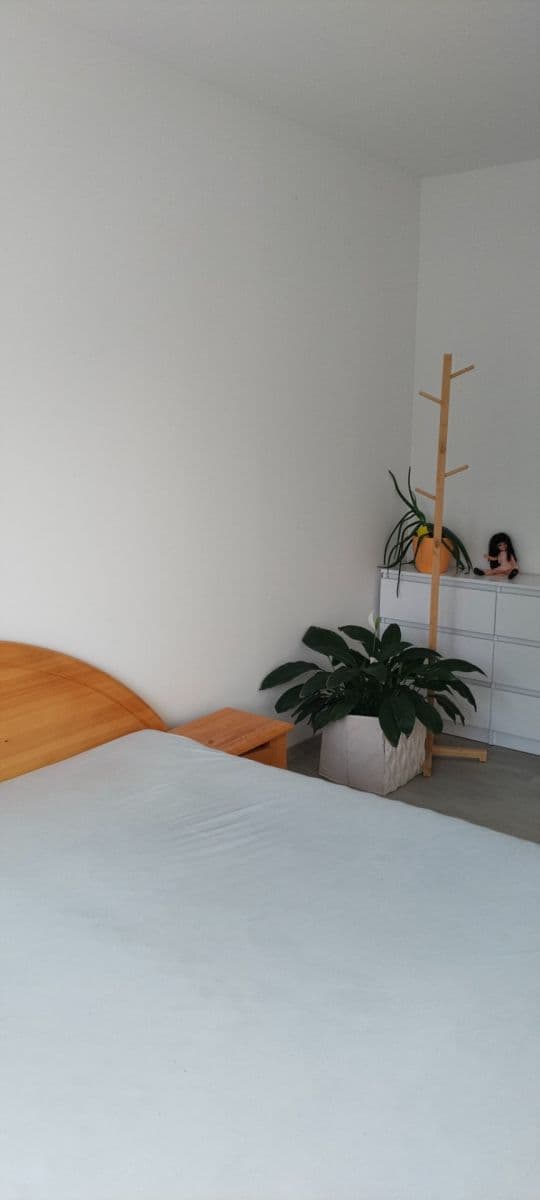 Pronájem domu 127 m², pozemek 1.000 m², Pod Skalou, Hrobce, Ústecký kraj Pronájem domu 127 m², pozemek 1.000 m², Pod Skalou, Hrobce, Ústecký kraj