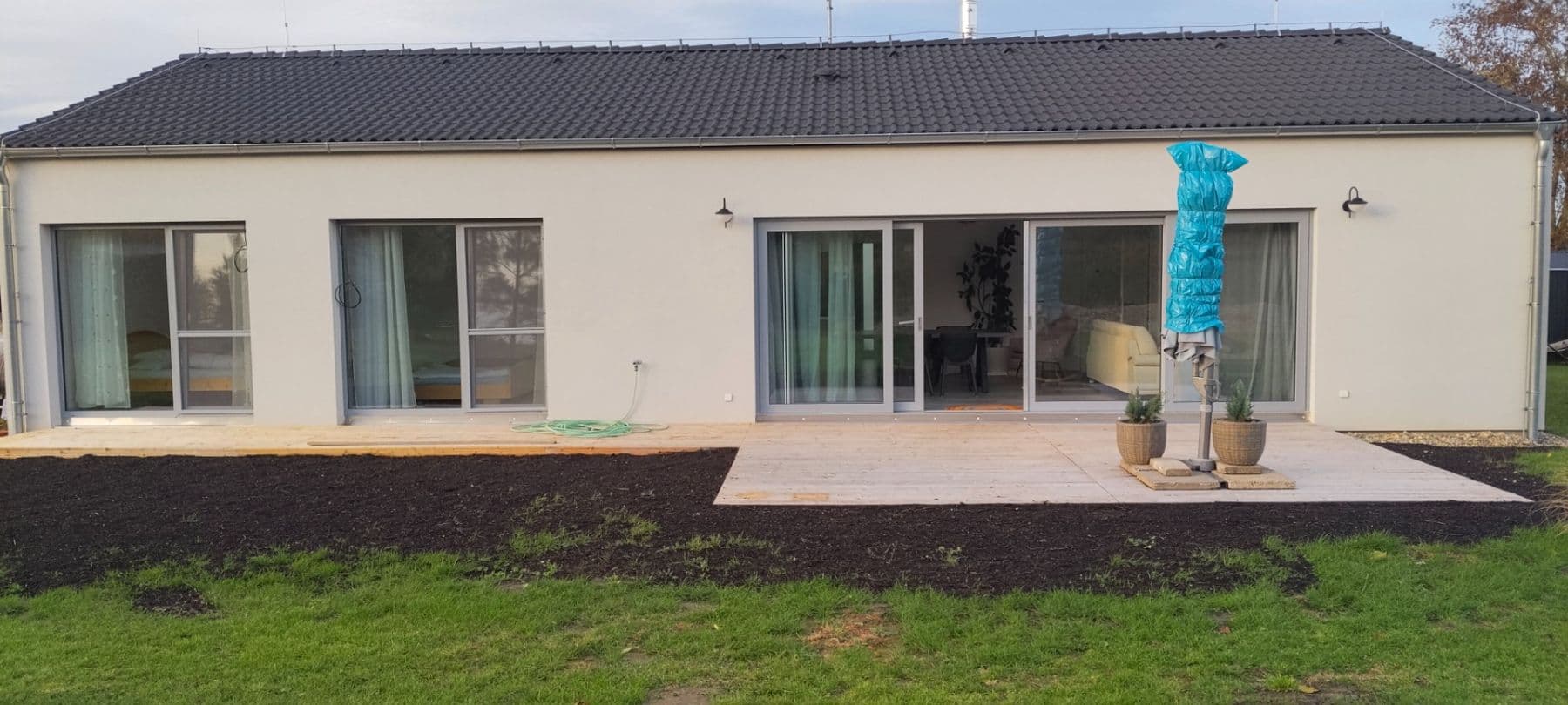 Pronájem domu 127 m², pozemek 1.000 m², Pod Skalou, Hrobce, Ústecký kraj Pronájem domu 127 m², pozemek 1.000 m², Pod Skalou, Hrobce, Ústecký kraj