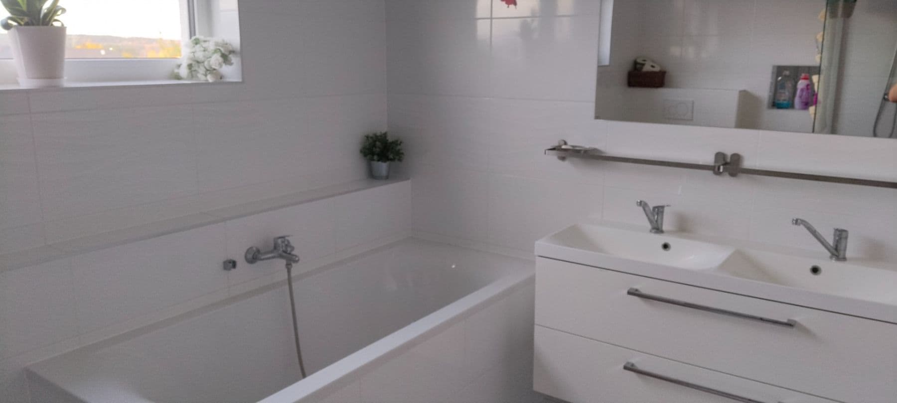 Pronájem domu 127 m², pozemek 1.000 m², Pod Skalou, Hrobce, Ústecký kraj Pronájem domu 127 m², pozemek 1.000 m², Pod Skalou, Hrobce, Ústecký kraj