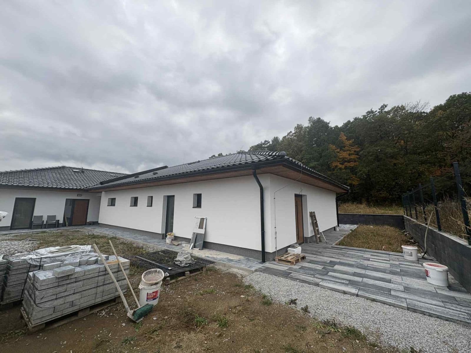 Prodej domu 120 m², pozemek 900 m², Bukovany, Středočeský kraj Prodej domu 120 m², pozemek 900 m², Bukovany, Středočeský kraj