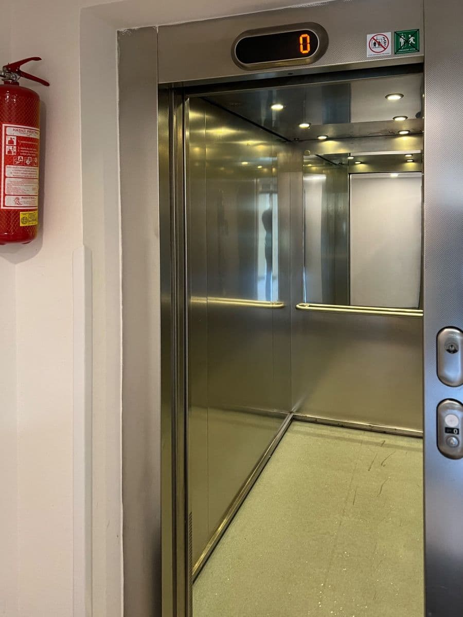 Prodej bytu 1+1 30 m², Ledvinova, Praha, Praha Prodej bytu 1+1 30 m², Ledvinova, Praha, Praha