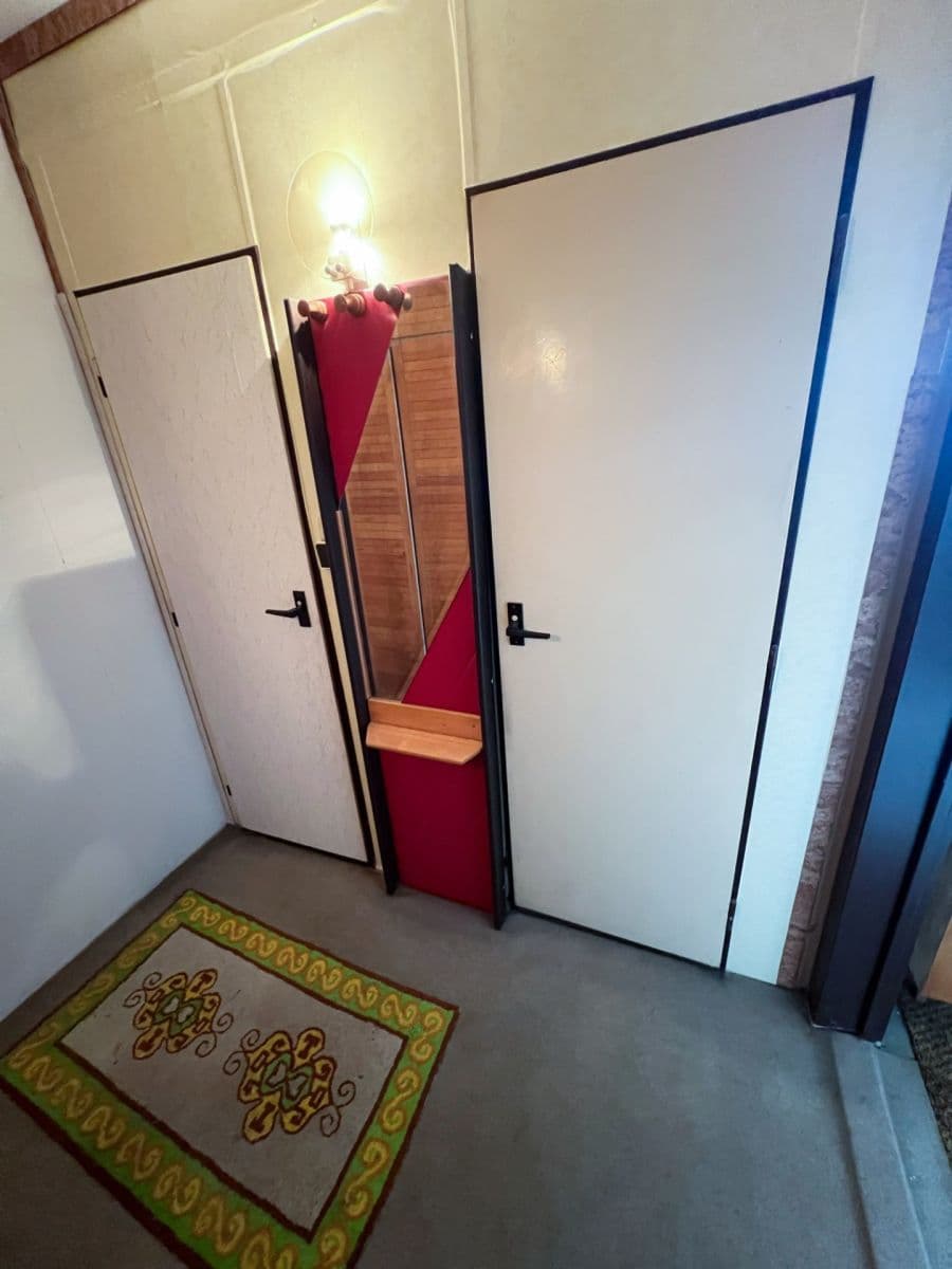 Prodej bytu 1+1 30 m², Ledvinova, Praha, Praha Prodej bytu 1+1 30 m², Ledvinova, Praha, Praha