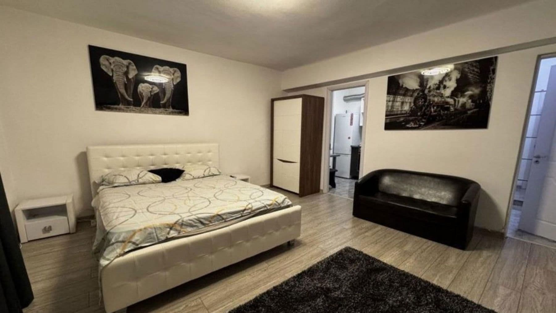 Pronájem bytu 1+1 38 m², Berlin, Berlín Pronájem bytu 1+1 38 m², Berlin, Berlín