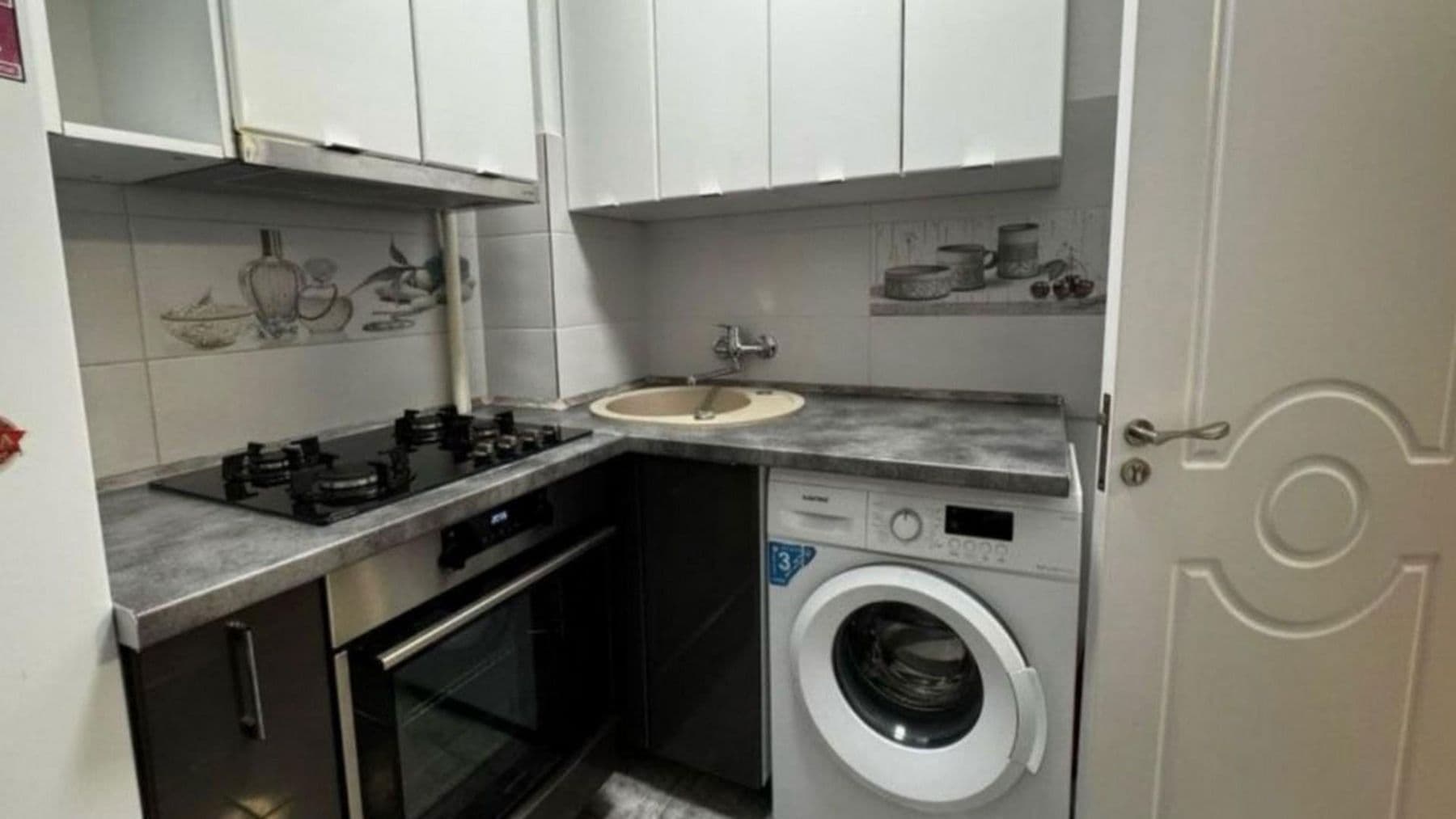 Pronájem bytu 1+1 38 m², Berlin, Berlín Pronájem bytu 1+1 38 m², Berlin, Berlín