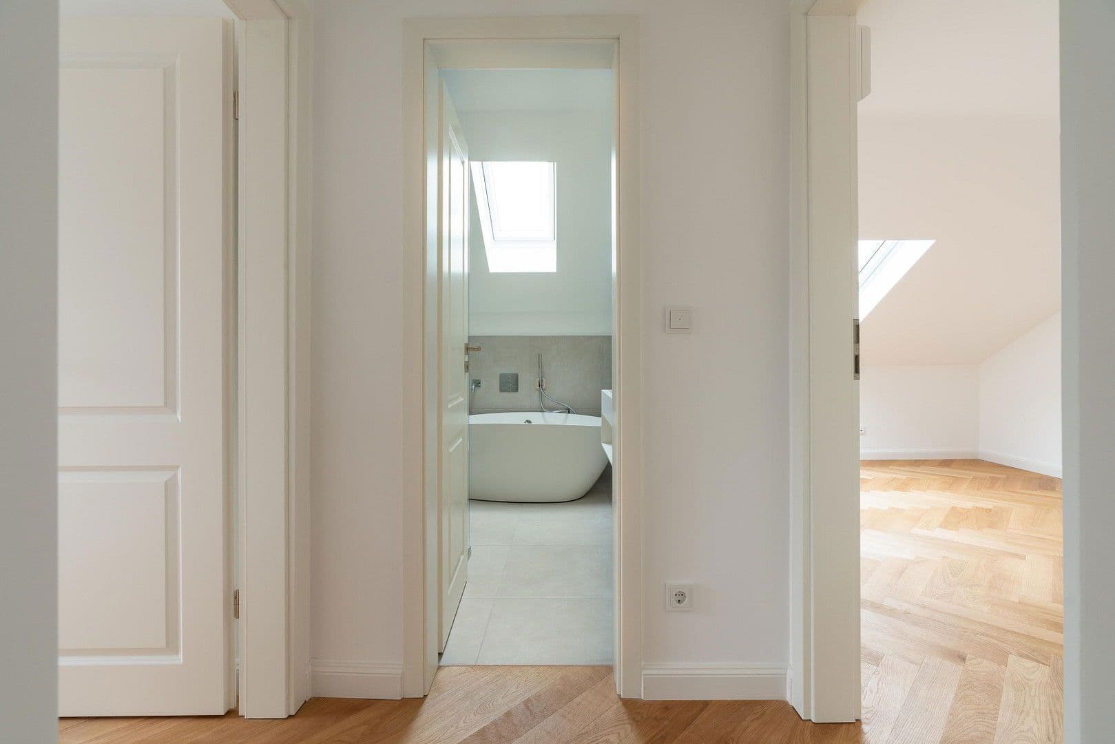 Prodej bytu 5+1 155 m², Köln, Severní Porýní-Vestfálsko Prodej bytu 5+1 155 m², Köln, Severní Porýní-Vestfálsko