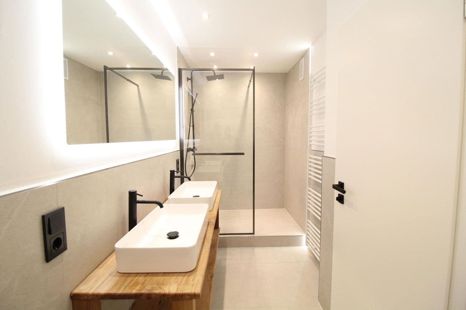 Prodej bytu 4+1 96 m², Kleiststraße 6, Viersen, Severní Porýní-Vestfálsko Prodej bytu 4+1 96 m², Kleiststraße 6, Viersen, Severní Porýní-Vestfálsko