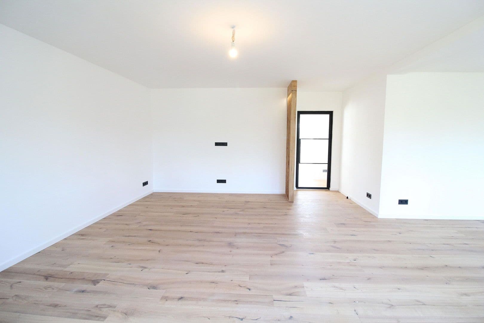 Prodej bytu 4+1 96 m², Kleiststraße 6, Viersen, Severní Porýní-Vestfálsko Prodej bytu 4+1 96 m², Kleiststraße 6, Viersen, Severní Porýní-Vestfálsko