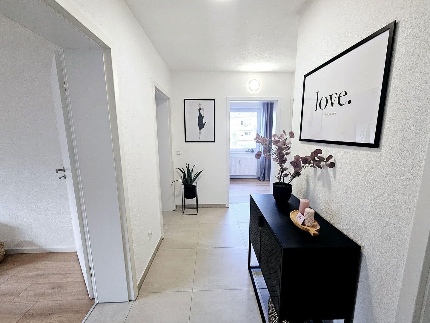 Prodej bytu 3+1 66 m², Falkenstraße 13, Weinsberg, Bádensko-Württembersko Prodej bytu 3+1 66 m², Falkenstraße 13, Weinsberg, Bádensko-Württembersko