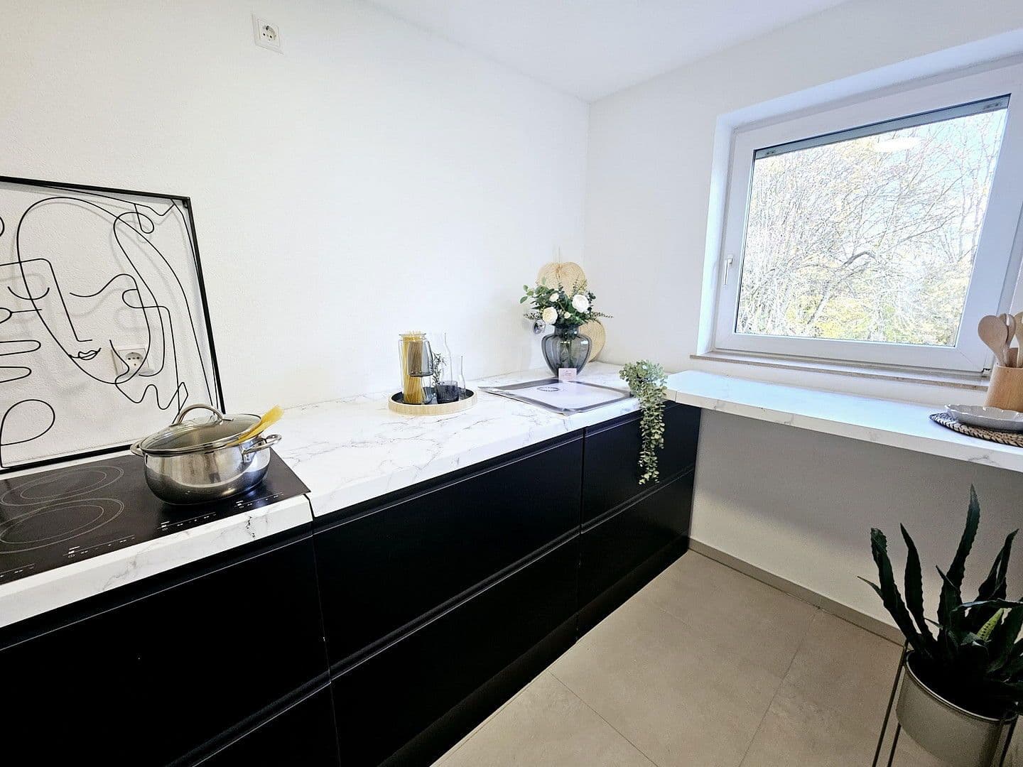 Prodej bytu 3+1 66 m², Falkenstraße 13, Weinsberg, Bádensko-Württembersko Prodej bytu 3+1 66 m², Falkenstraße 13, Weinsberg, Bádensko-Württembersko