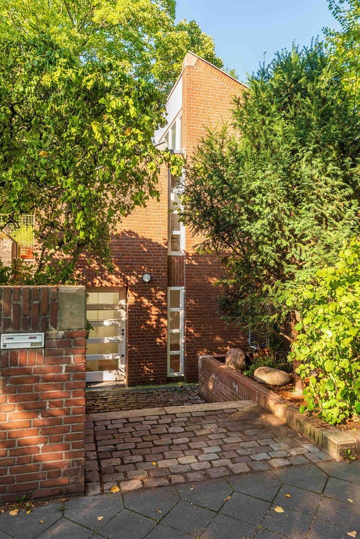 Pronájem domu 100 m², pozemek 363 m², Mörsenbroicher Weg 114a, Düsseldorf, Severní Porýní-Vestfálsko Pronájem domu 100 m², pozemek 363 m², Mörsenbroicher Weg 114a, Düsseldorf, Severní Porýní-Vestfálsko