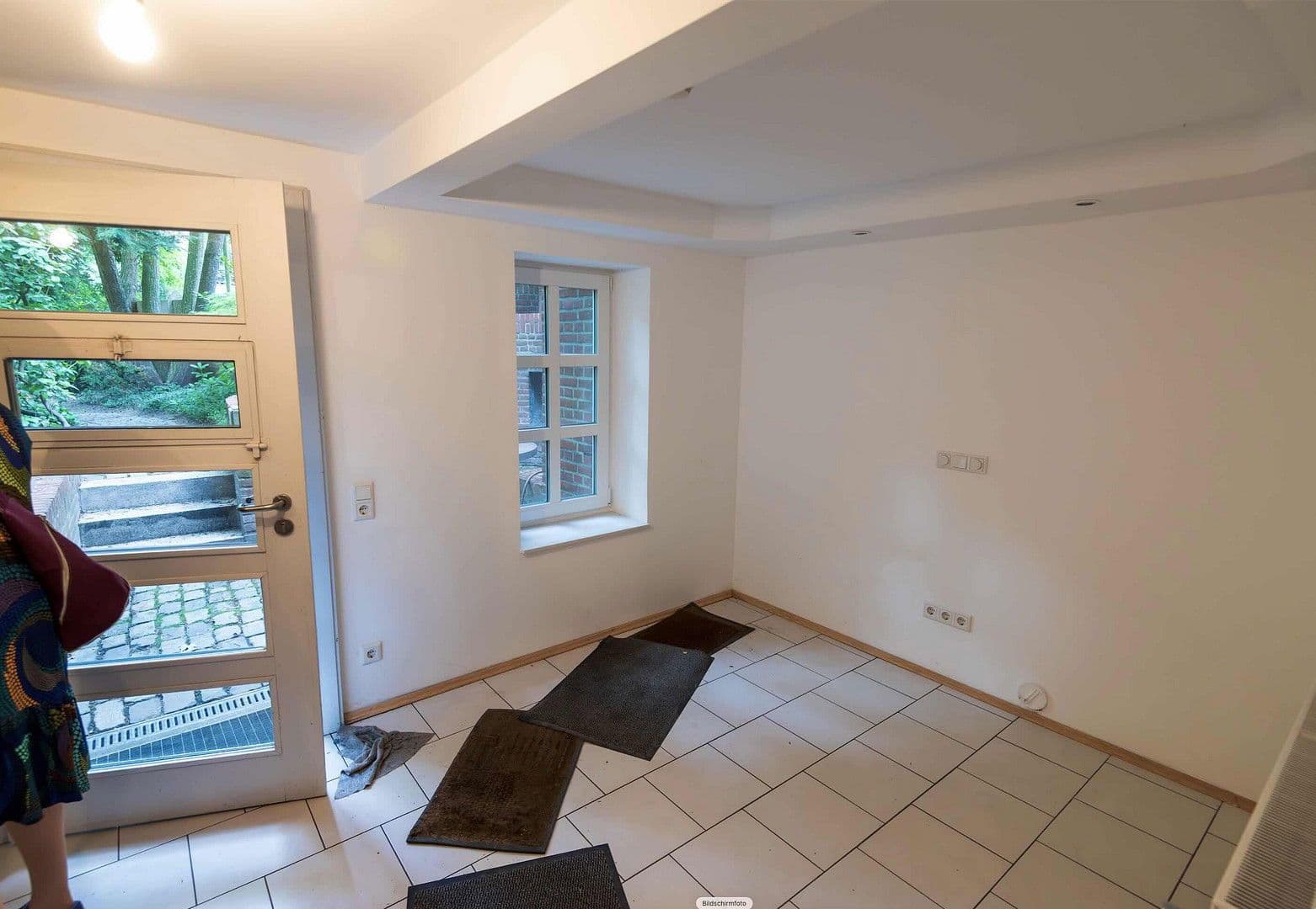 Pronájem domu 100 m², pozemek 363 m², Mörsenbroicher Weg 114a, Düsseldorf, Severní Porýní-Vestfálsko Pronájem domu 100 m², pozemek 363 m², Mörsenbroicher Weg 114a, Düsseldorf, Severní Porýní-Vestfálsko