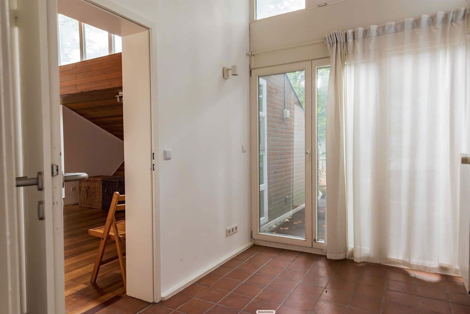 Pronájem domu 100 m², pozemek 363 m², Mörsenbroicher Weg 114a, Düsseldorf, Severní Porýní-Vestfálsko Pronájem domu 100 m², pozemek 363 m², Mörsenbroicher Weg 114a, Düsseldorf, Severní Porýní-Vestfálsko