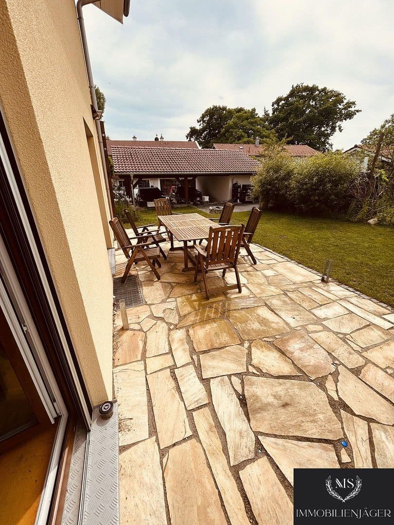 Prodej domu 188 m², pozemek 668 m², Tittmoning, Bavorsko Prodej domu 188 m², pozemek 668 m², Tittmoning, Bavorsko