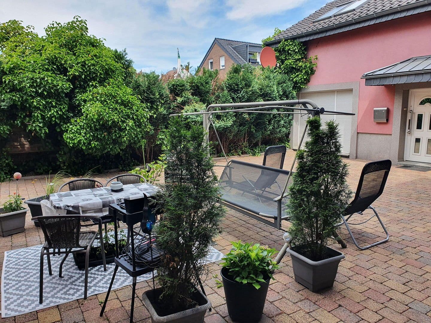 Prodej domu 335 m², pozemek 359 m², Vinkratherstr. 22, Grefrath, Severní Porýní-Vestfálsko Prodej domu 335 m², pozemek 359 m², Vinkratherstr. 22, Grefrath, Severní Porýní-Vestfálsko