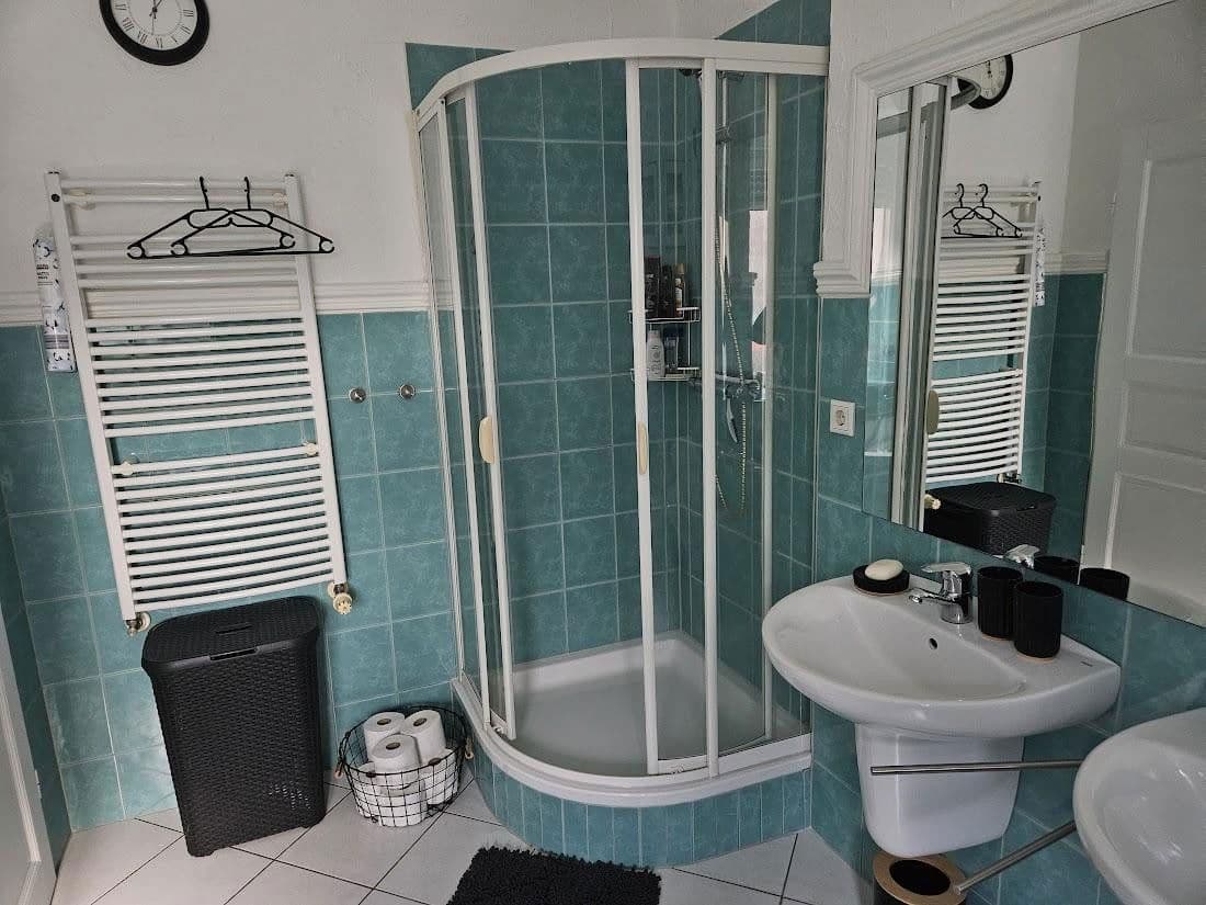 Prodej domu 335 m², pozemek 359 m², Vinkratherstr. 22, Grefrath, Severní Porýní-Vestfálsko Prodej domu 335 m², pozemek 359 m², Vinkratherstr. 22, Grefrath, Severní Porýní-Vestfálsko