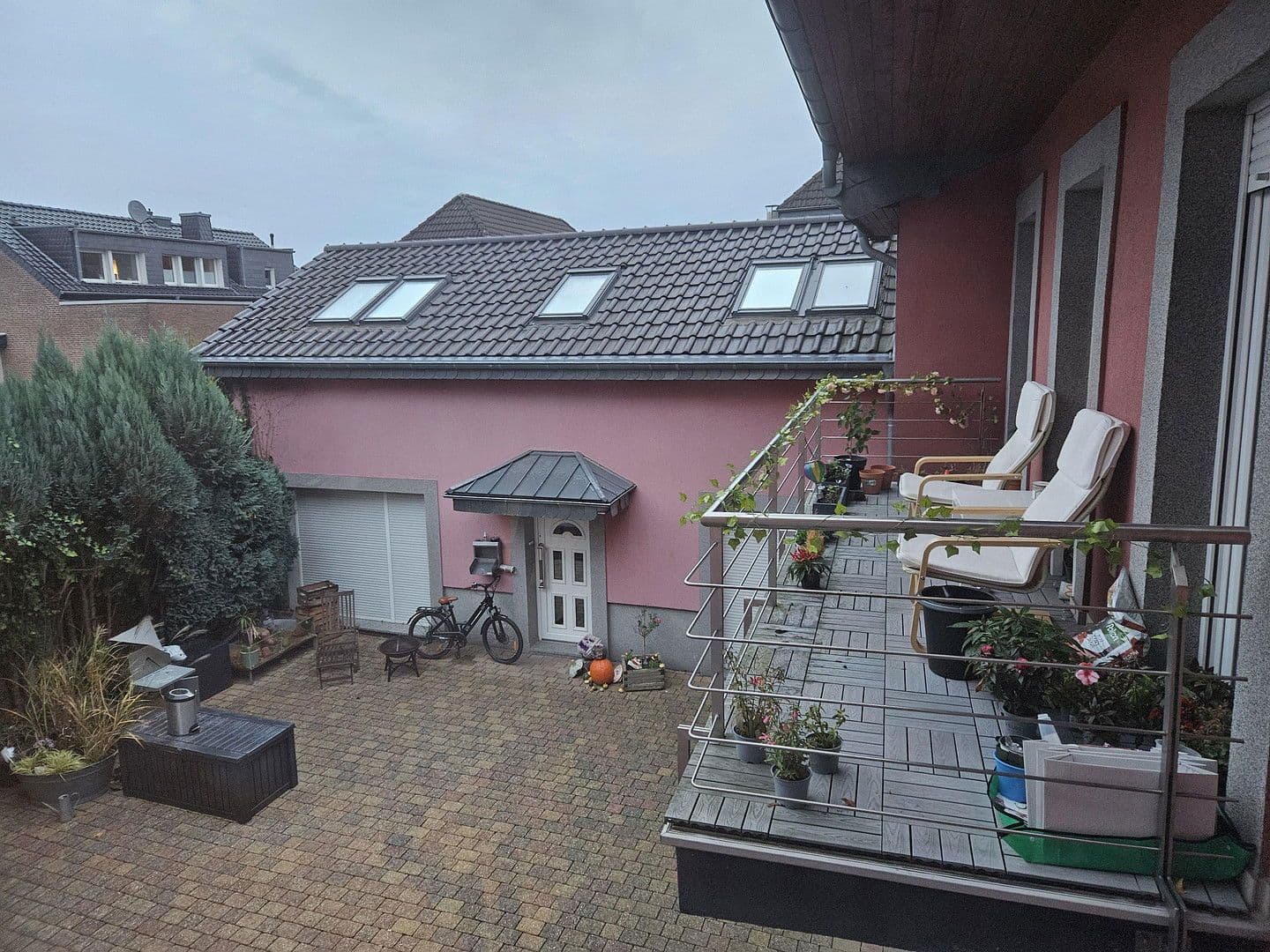 Prodej domu 335 m², pozemek 359 m², Vinkratherstr. 22, Grefrath, Severní Porýní-Vestfálsko Prodej domu 335 m², pozemek 359 m², Vinkratherstr. 22, Grefrath, Severní Porýní-Vestfálsko