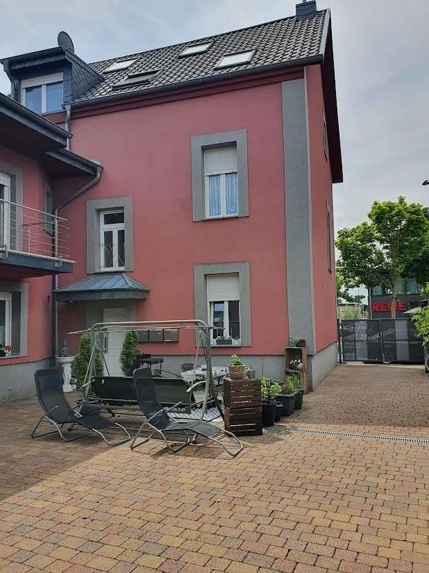 Prodej domu 335 m², pozemek 359 m², Vinkratherstr. 22, Grefrath, Severní Porýní-Vestfálsko Prodej domu 335 m², pozemek 359 m², Vinkratherstr. 22, Grefrath, Severní Porýní-Vestfálsko