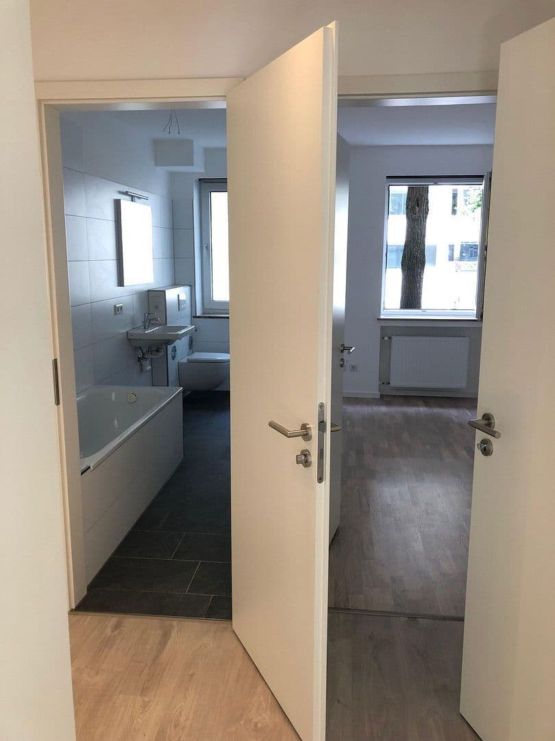 Prodej bytu 3+1 81 m², Prinzregentenstr. 154, München, Bavorsko Prodej bytu 3+1 81 m², Prinzregentenstr. 154, München, Bavorsko