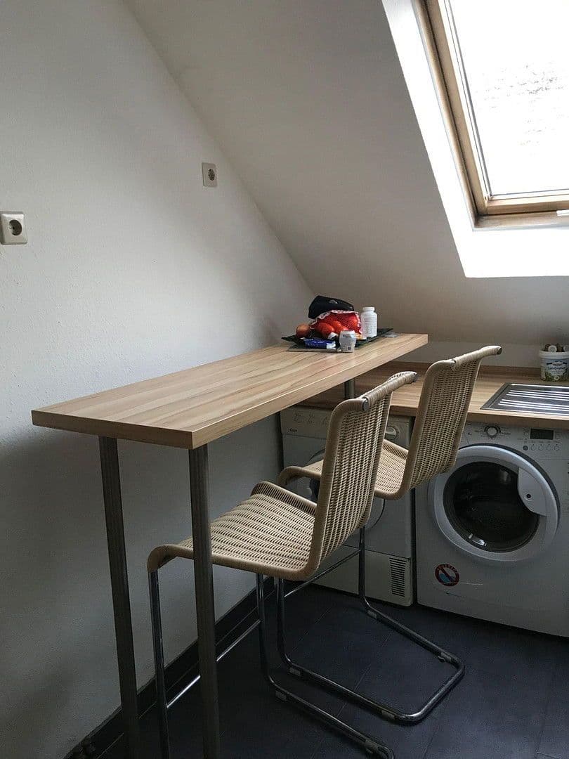 Pronájem bytu 2+1 42 m², Ditzinger Str. 5, Leonberg, Bádensko-Württembersko Pronájem bytu 2+1 42 m², Ditzinger Str. 5, Leonberg, Bádensko-Württembersko