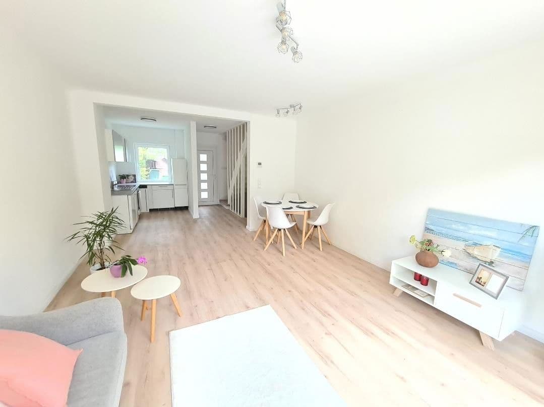 Prodej domu 111 m², pozemek 125 m², Wulmstorfer Ring, Hamburg, Hamburg Prodej domu 111 m², pozemek 125 m², Wulmstorfer Ring, Hamburg, Hamburg