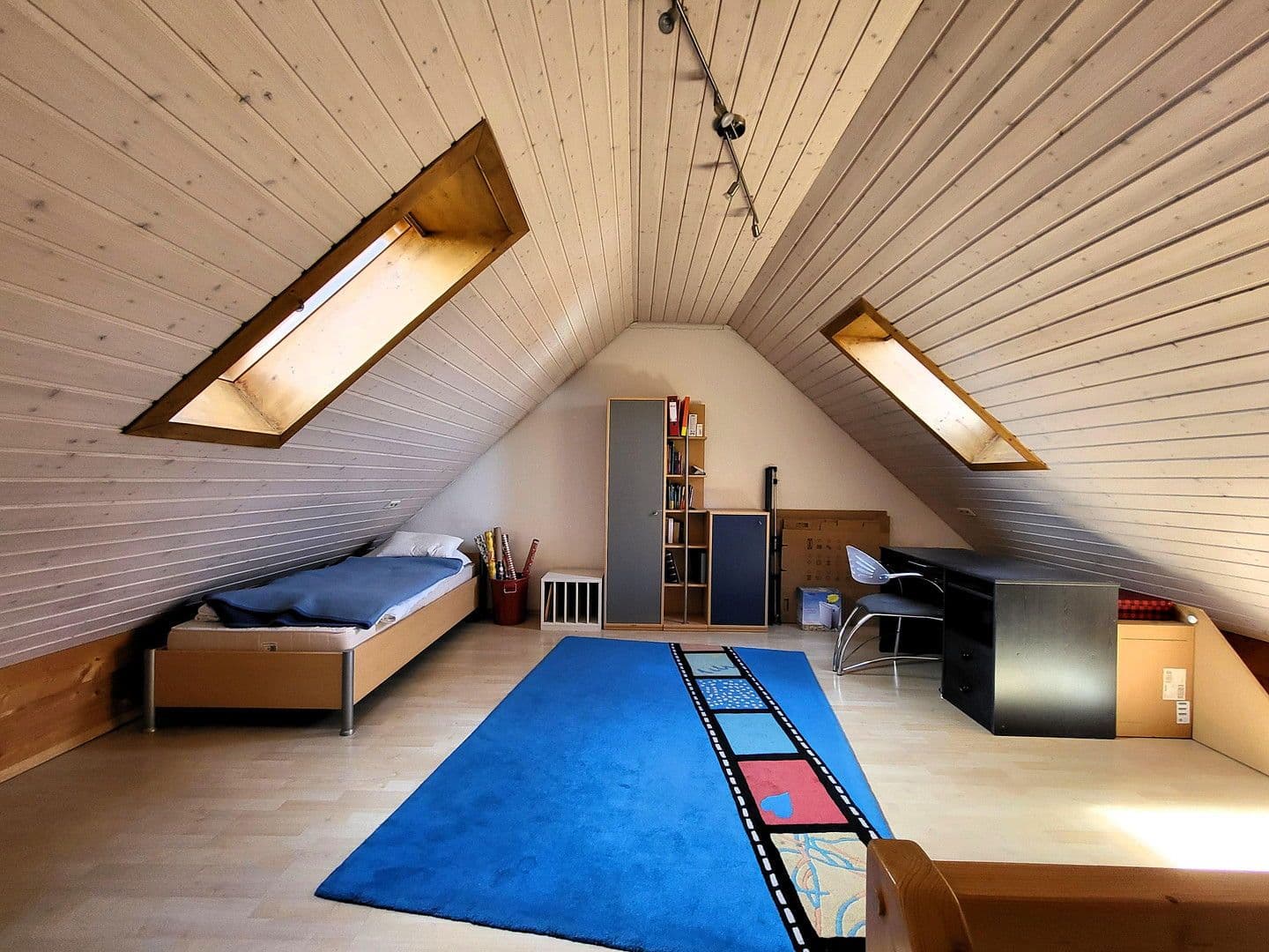 Prodej domu 154 m², pozemek 159 m², Rottenburg am Neckar, Bádensko-Württembersko Prodej domu 154 m², pozemek 159 m², Rottenburg am Neckar, Bádensko-Württembersko