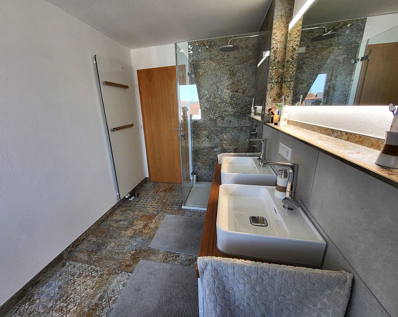 Prodej domu 154 m², pozemek 159 m², Rottenburg am Neckar, Bádensko-Württembersko Prodej domu 154 m², pozemek 159 m², Rottenburg am Neckar, Bádensko-Württembersko