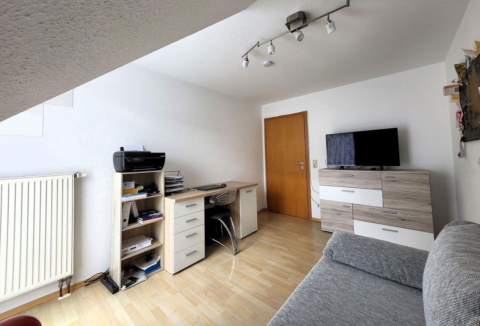Prodej domu 154 m², pozemek 159 m², Rottenburg am Neckar, Bádensko-Württembersko Prodej domu 154 m², pozemek 159 m², Rottenburg am Neckar, Bádensko-Württembersko