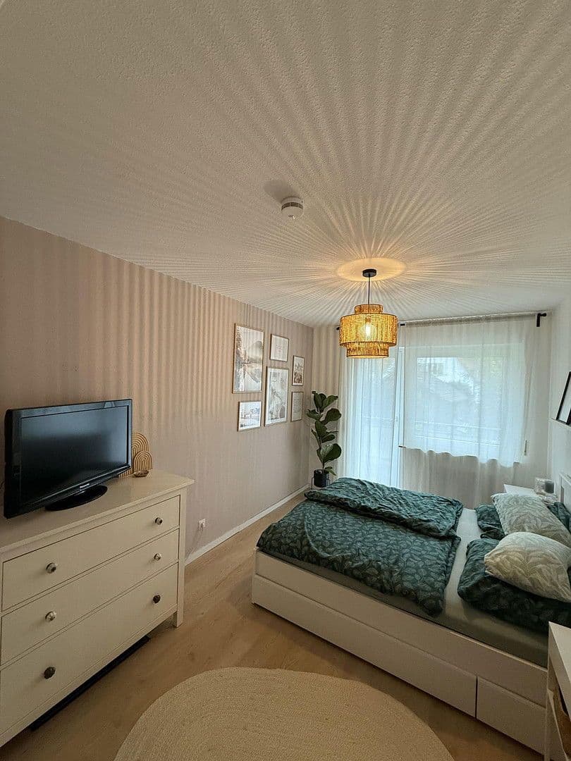 Pronájem bytu 3+kk 85 m², Körschstraße 49, Stuttgart-Plieningen, Bádensko-Württembersko Pronájem bytu 3+kk 85 m², Körschstraße 49, Stuttgart-Plieningen, Bádensko-Württembersko