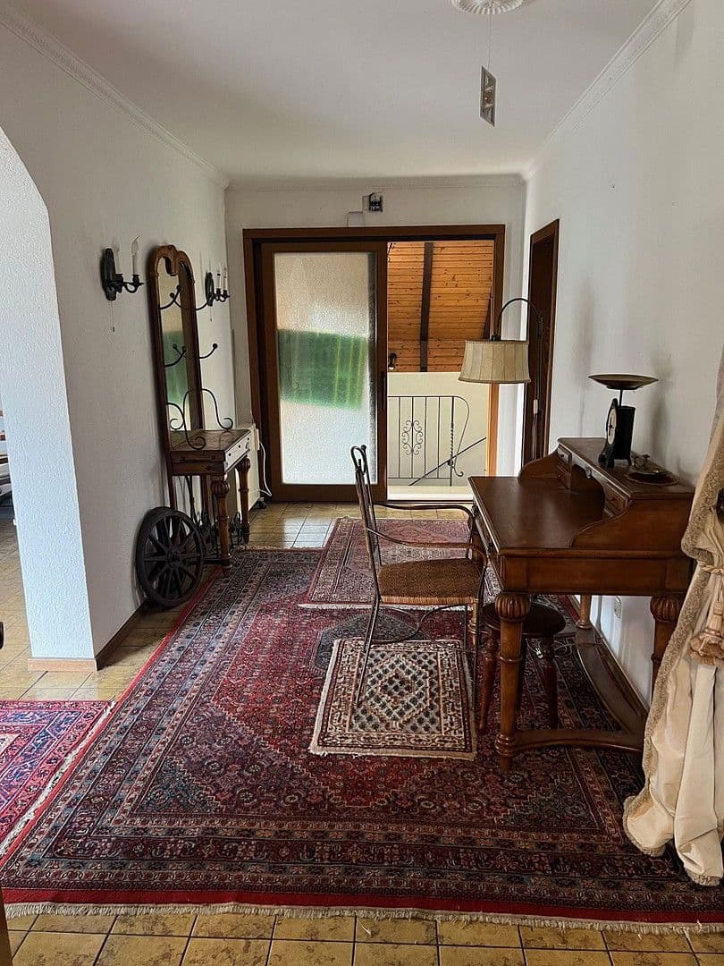 Prodej domu 300 m², pozemek 1.635 m², Hanau, Hessen Prodej domu 300 m², pozemek 1.635 m², Hanau, Hessen