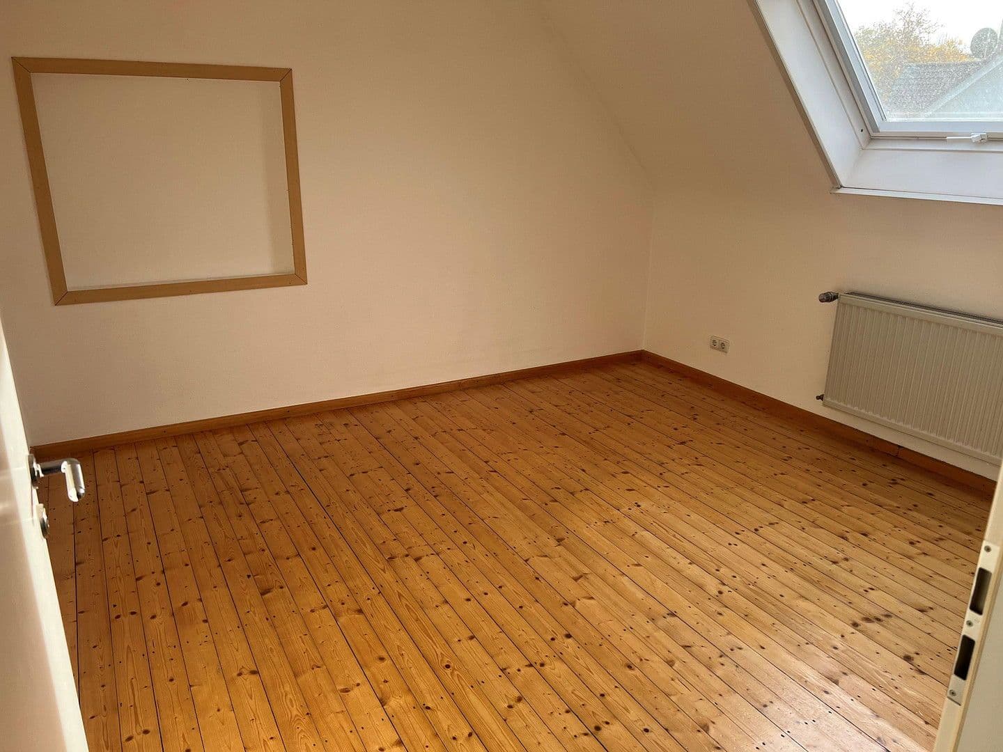 Prodej domu 300 m², pozemek 1.635 m², Hanau, Hessen Prodej domu 300 m², pozemek 1.635 m², Hanau, Hessen
