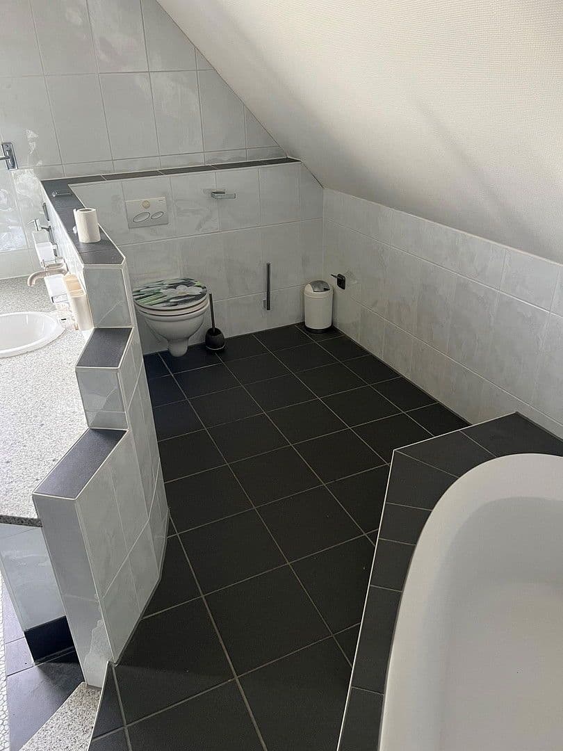 Prodej domu 300 m², pozemek 1.635 m², Hanau, Hessen Prodej domu 300 m², pozemek 1.635 m², Hanau, Hessen