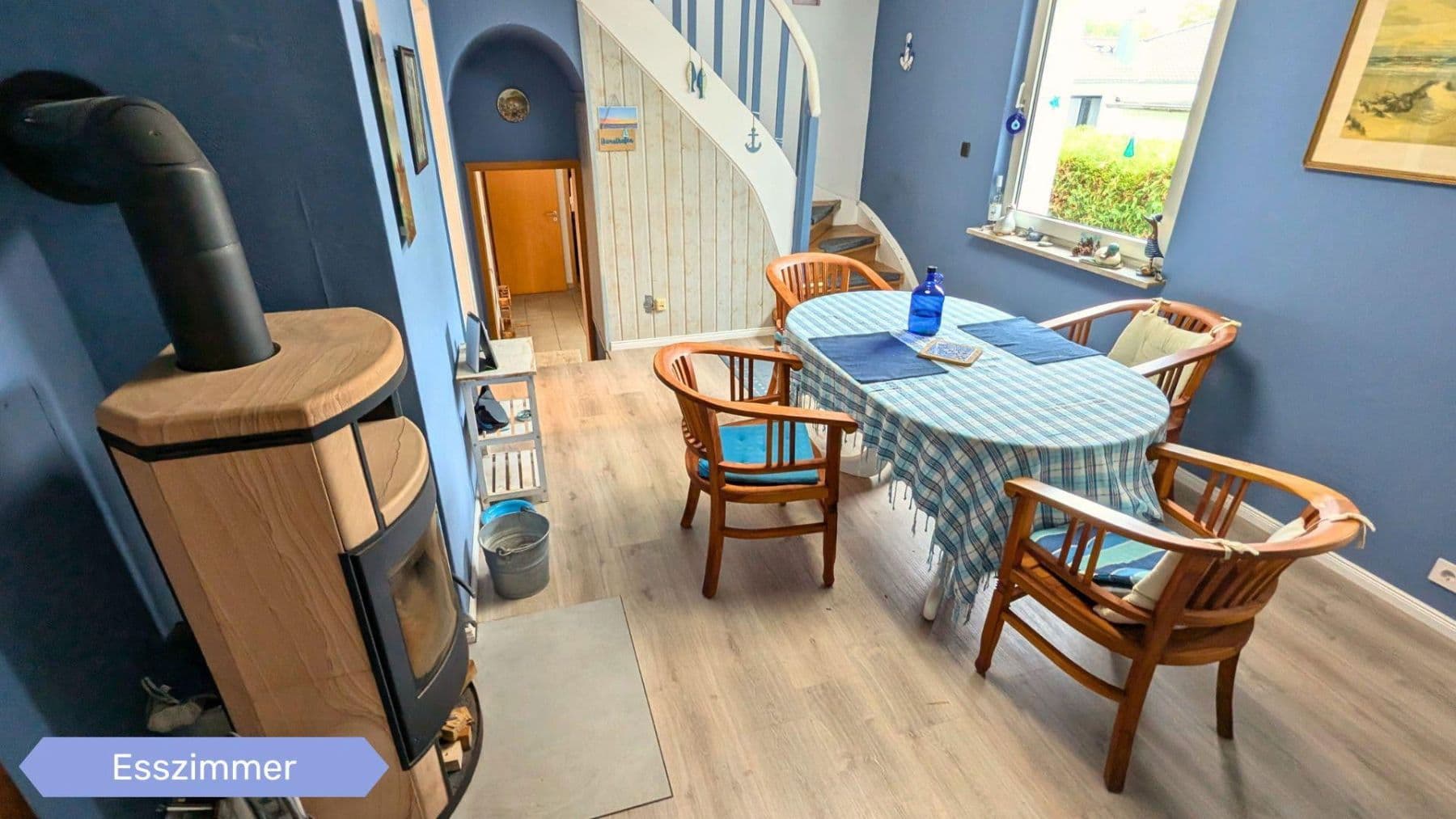 Prodej domu 213 m², pozemek 5.000 m², Garbsen, Dolní Sasko Prodej domu 213 m², pozemek 5.000 m², Garbsen, Dolní Sasko