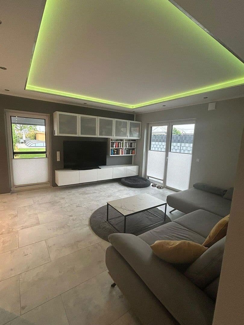 Prodej domu 150 m², pozemek 777 m², Lampertheim, Hessen Prodej domu 150 m², pozemek 777 m², Lampertheim, Hessen