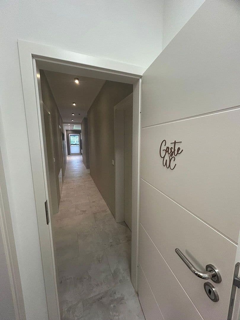 Prodej domu 150 m², pozemek 777 m², Lampertheim, Hessen Prodej domu 150 m², pozemek 777 m², Lampertheim, Hessen