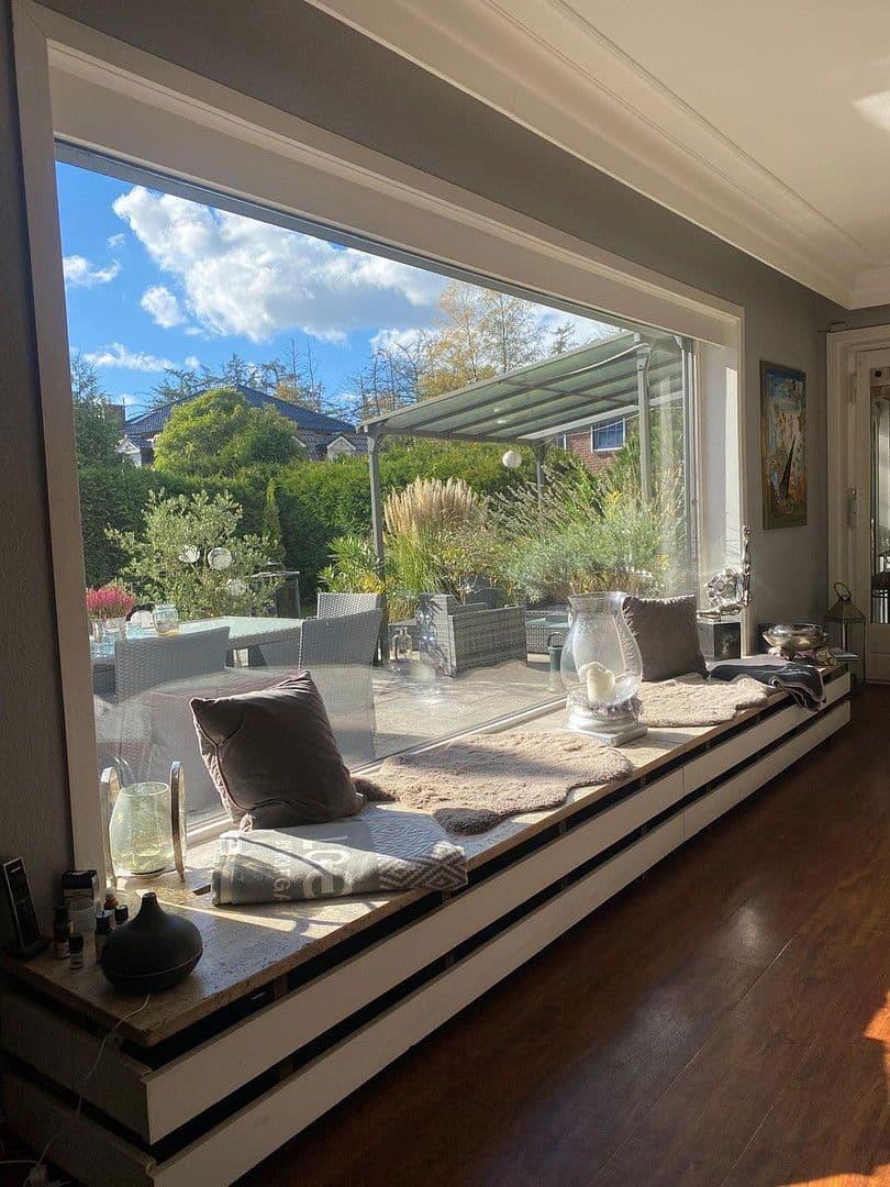 Prodej domu 280 m², pozemek 1.252 m², Hamburg, Hamburg Prodej domu 280 m², pozemek 1.252 m², Hamburg, Hamburg