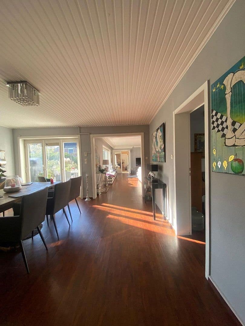 Prodej domu 280 m², pozemek 1.252 m², Hamburg, Hamburg Prodej domu 280 m², pozemek 1.252 m², Hamburg, Hamburg