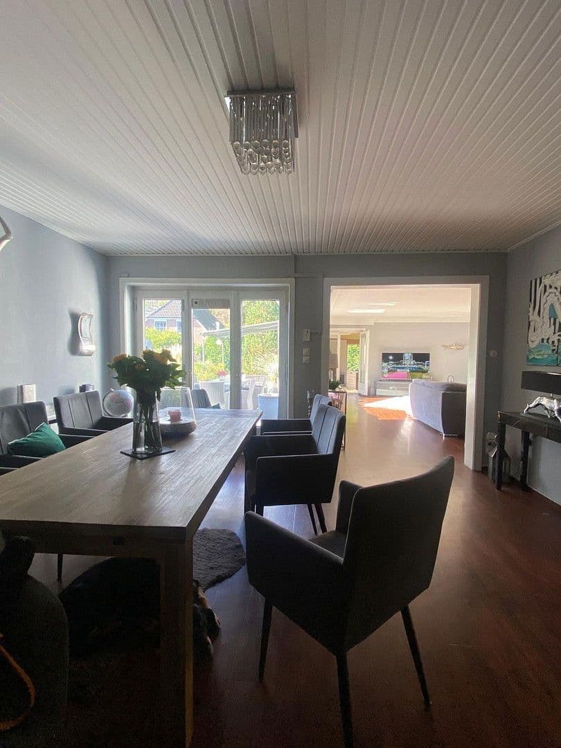 Prodej domu 280 m², pozemek 1.252 m², Hamburg, Hamburg Prodej domu 280 m², pozemek 1.252 m², Hamburg, Hamburg