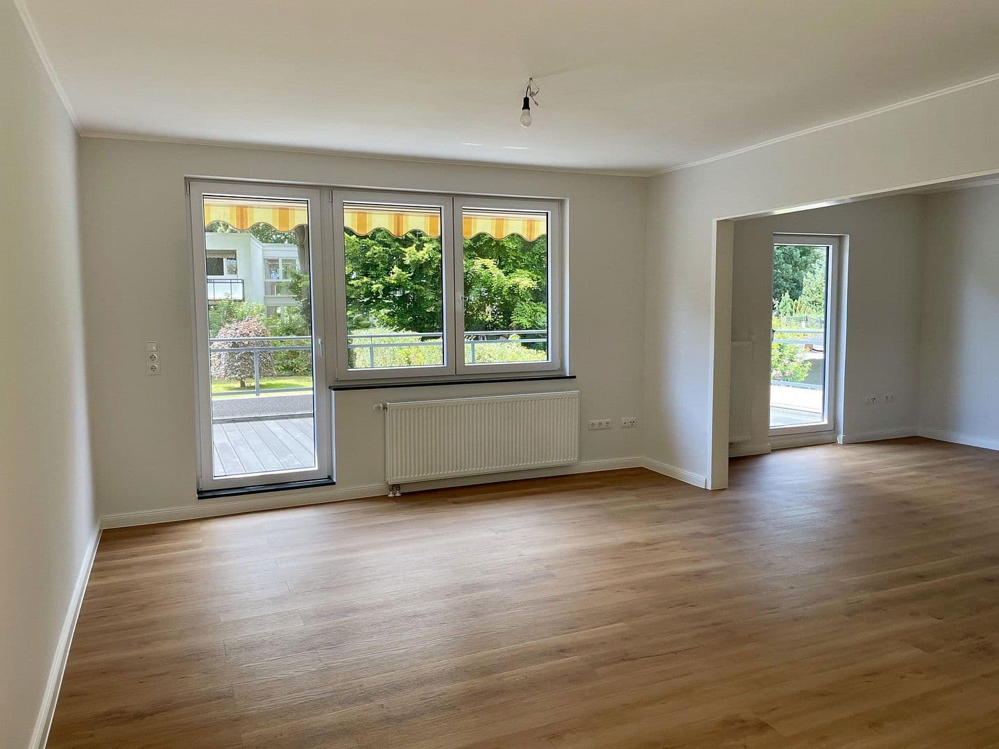 Prodej domu 110 m², pozemek 532 m², Bremen, Bremen Prodej domu 110 m², pozemek 532 m², Bremen, Bremen