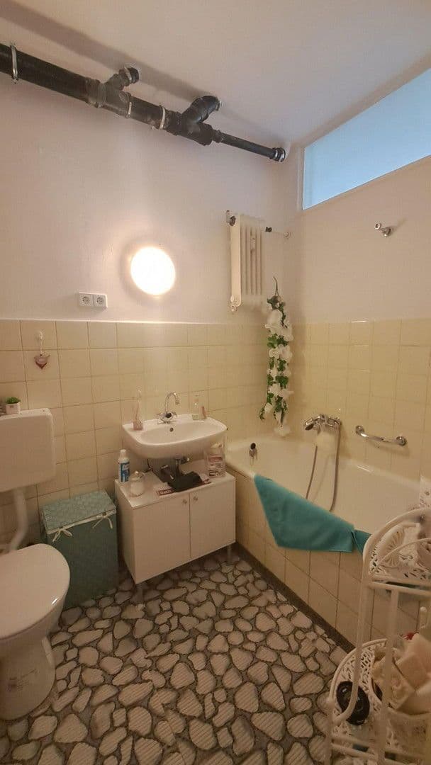 Prodej bytu 1+1 43 m², Berlin, Berlín Prodej bytu 1+1 43 m², Berlin, Berlín