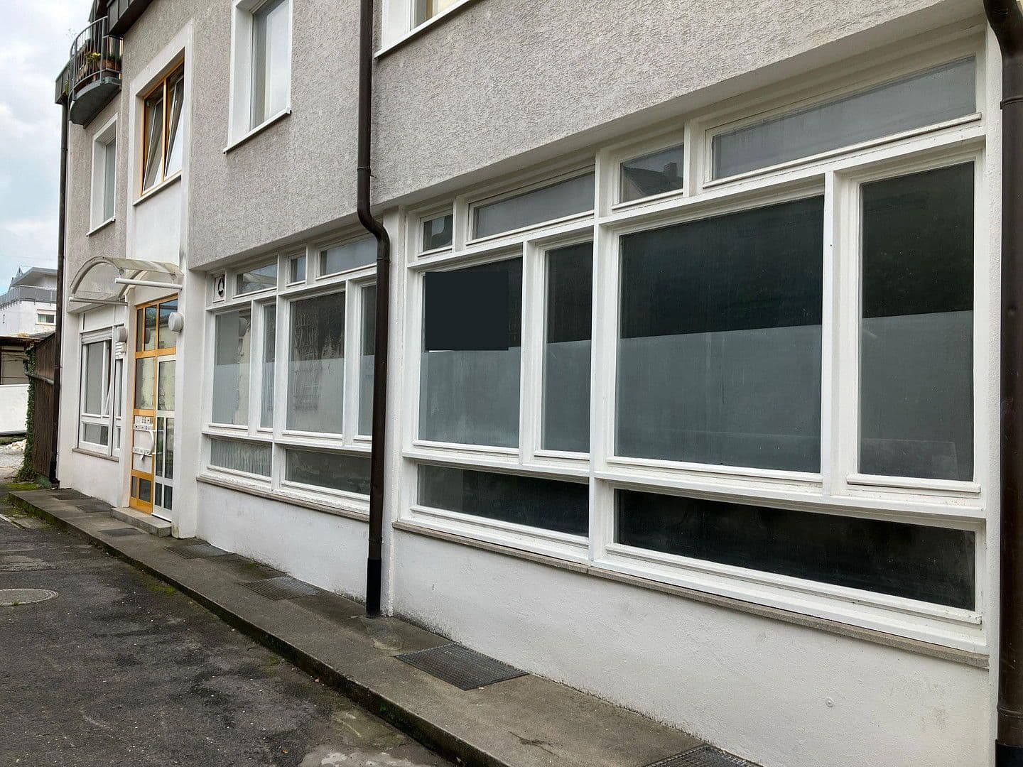 Pronájem nebytového prostoru 185 m², Heilbronn, Bádensko-Württembersko Pronájem nebytového prostoru 185 m², Heilbronn, Bádensko-Württembersko