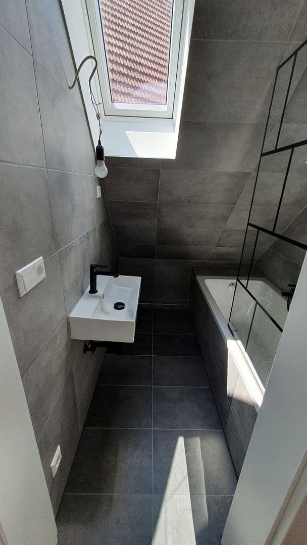 Pronájem bytu 4+1 85 m², Ditzingen, Bádensko-Württembersko Pronájem bytu 4+1 85 m², Ditzingen, Bádensko-Württembersko