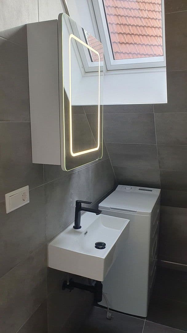 Pronájem bytu 4+1 85 m², Ditzingen, Bádensko-Württembersko Pronájem bytu 4+1 85 m², Ditzingen, Bádensko-Württembersko