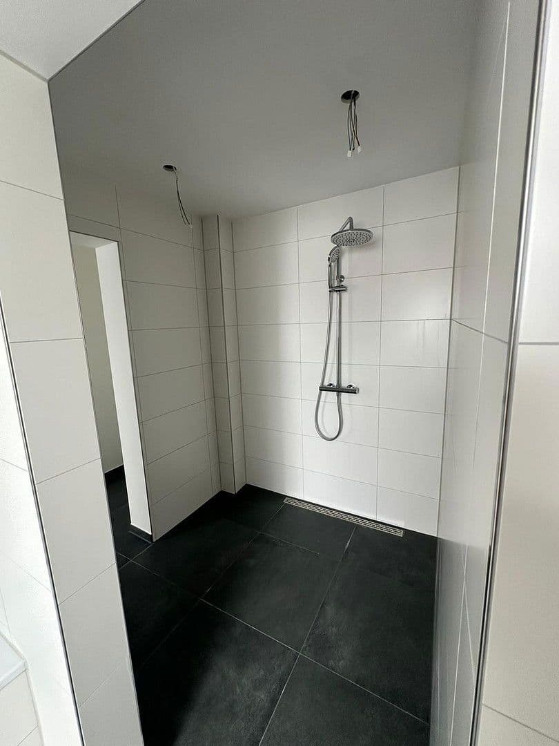 Pronájem bytu 4+1 146 m², Marktplatz 3+4, Markt Indersdorf, Bavorsko Pronájem bytu 4+1 146 m², Marktplatz 3+4, Markt Indersdorf, Bavorsko