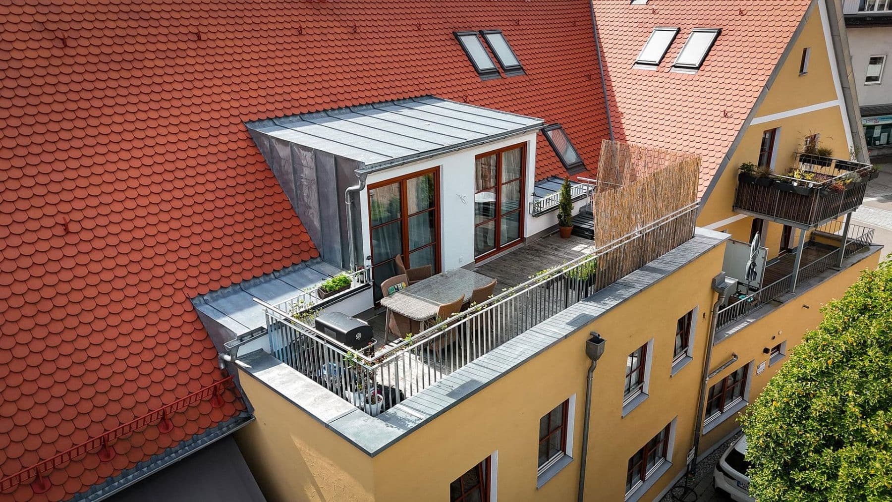 Pronájem bytu 4+1 146 m², Marktplatz 3+4, Markt Indersdorf, Bavorsko Pronájem bytu 4+1 146 m², Marktplatz 3+4, Markt Indersdorf, Bavorsko