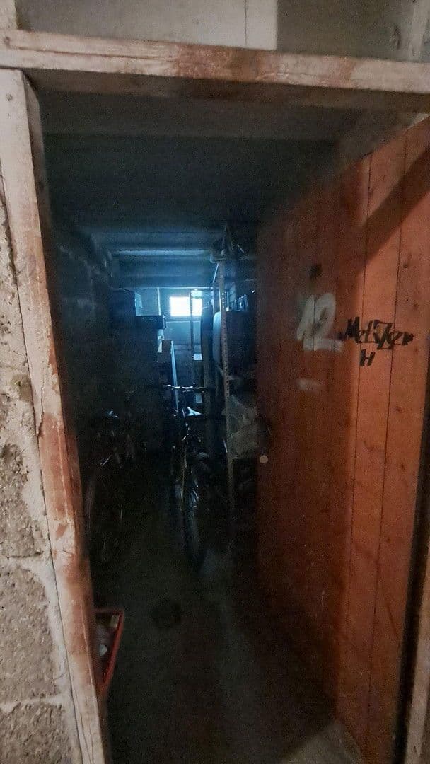 Prodej bytu 4+1 101 m², Berlin, Berlín Prodej bytu 4+1 101 m², Berlin, Berlín