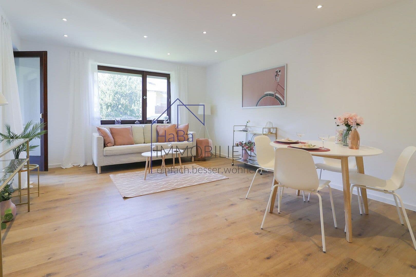 Prodej bytu 4+1 94 m², Dittelbrunn, Bavorsko Prodej bytu 4+1 94 m², Dittelbrunn, Bavorsko