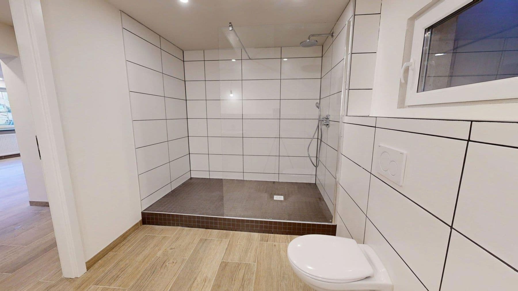 Pronájem bytu 2+1 52 m², Knittlingen, Bádensko-Württembersko Pronájem bytu 2+1 52 m², Knittlingen, Bádensko-Württembersko