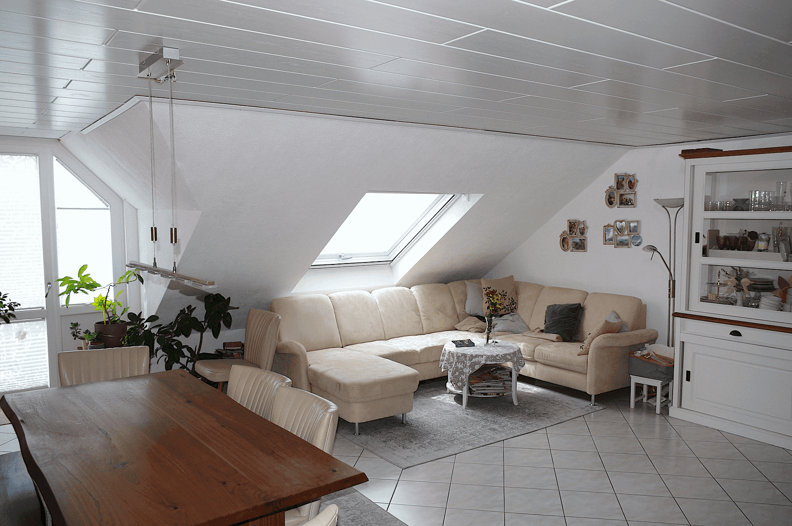 Prodej bytu 5+1 135 m², Bad Vilbel, Hessen Prodej bytu 5+1 135 m², Bad Vilbel, Hessen