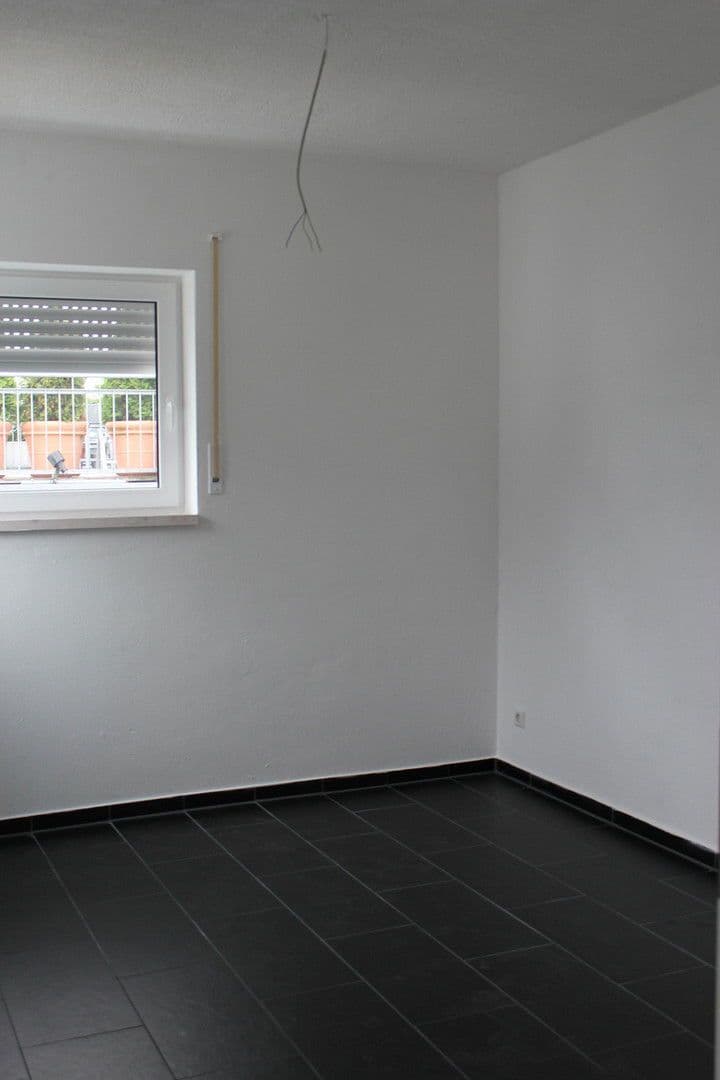 Pronájem bytu 3+1 85 m², Blaustein, Bádensko-Württembersko Pronájem bytu 3+1 85 m², Blaustein, Bádensko-Württembersko